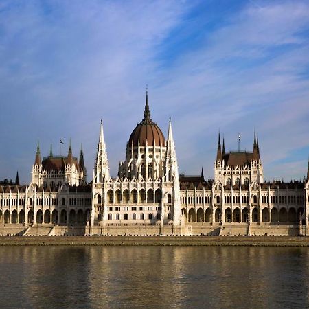 Budapest Kingdom Apartment Central & Car Parking On-Site & Aircon & Quiet & Family Friendly エクステリア 写真