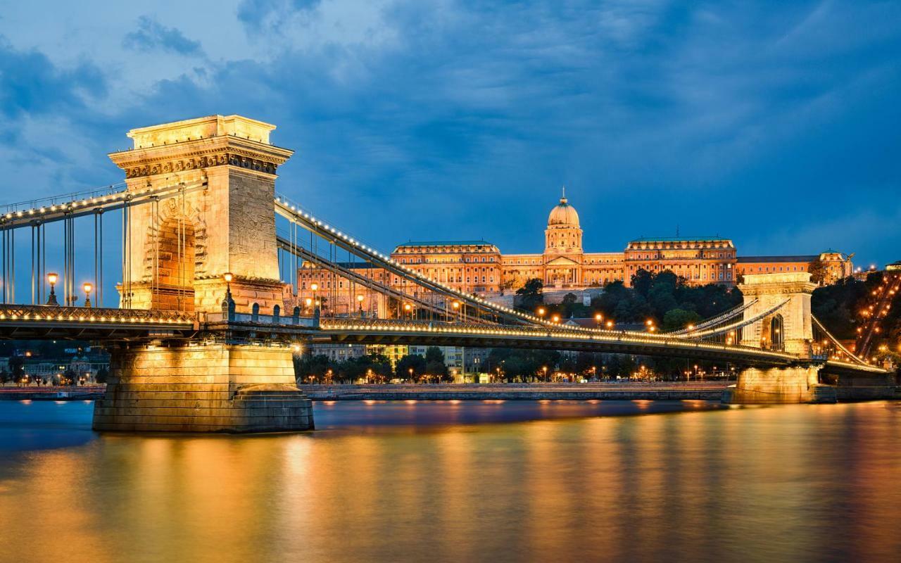 Budapest Kingdom Apartment Central & Car Parking On-Site & Aircon & Quiet & Family Friendly エクステリア 写真