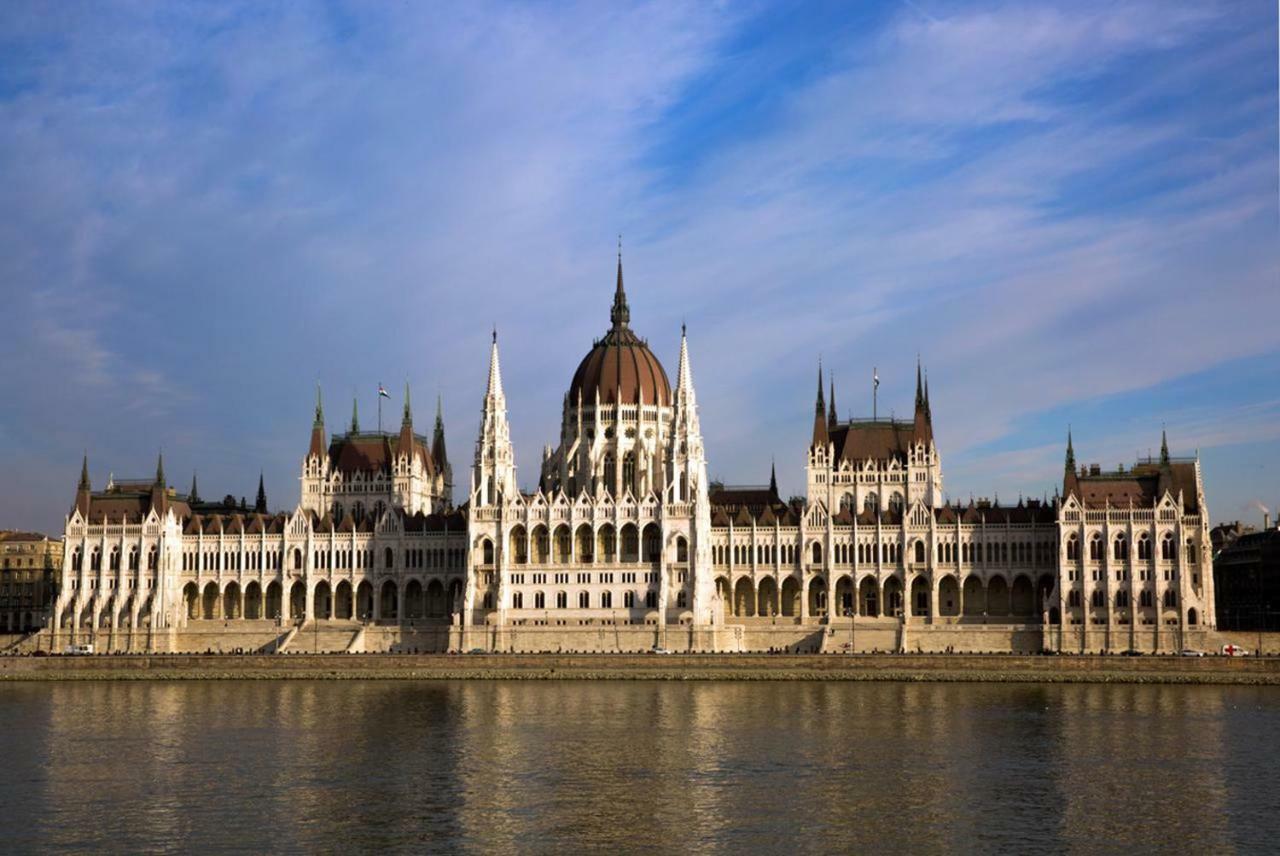 Budapest Kingdom Apartment Central & Car Parking On-Site & Aircon & Quiet & Family Friendly エクステリア 写真